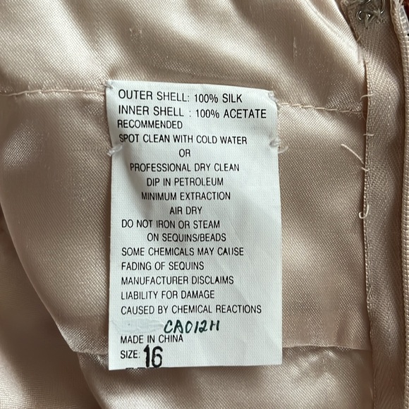 Special occasion beaded bodice silk chiffon gown - Picture 5 of 5